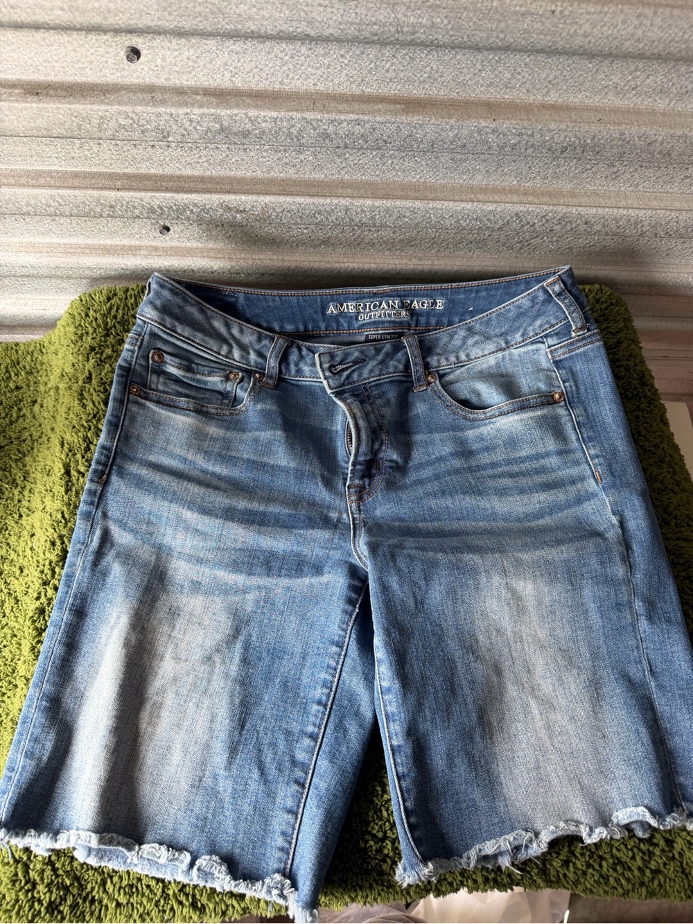 American Eagle Outfitters Light Wash Boyfriend Denim Bermuda Shorts
